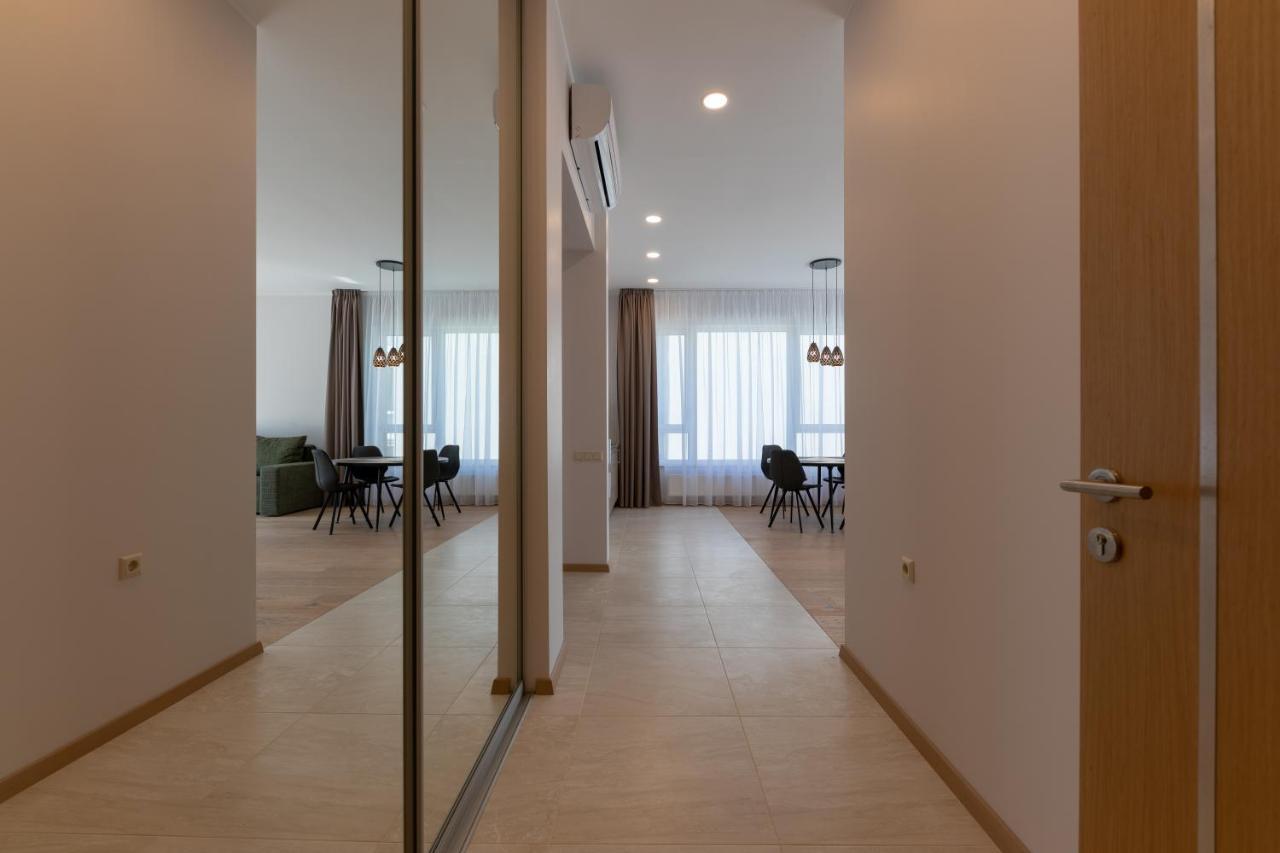 Oasis Apartments Jūrkalne Eksteriør bilde