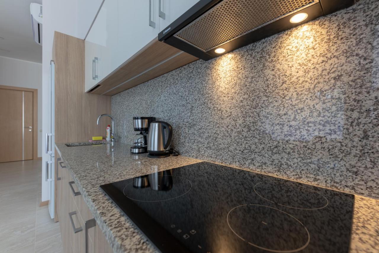 Oasis Apartments Jūrkalne Eksteriør bilde